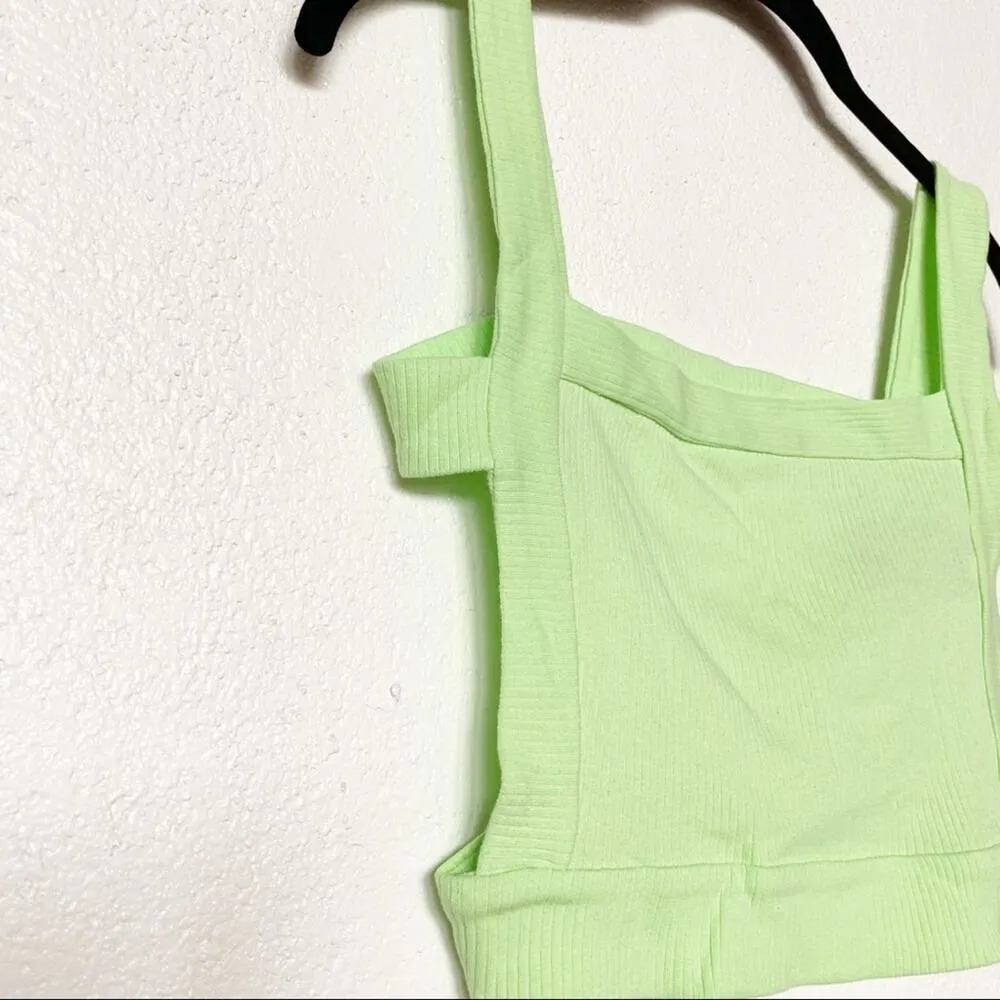 Urban Outfitters Izzy Open Back Tank Top Size Medium - Image 8