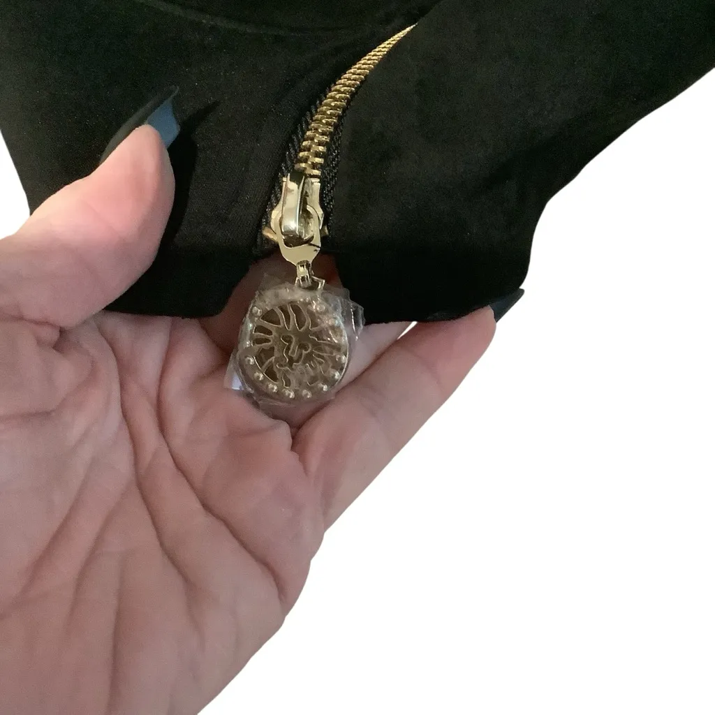 Anne Klein Black Business Skirt with Gold Full Zipper Accent WORN ONCE Size 6 - Image 3