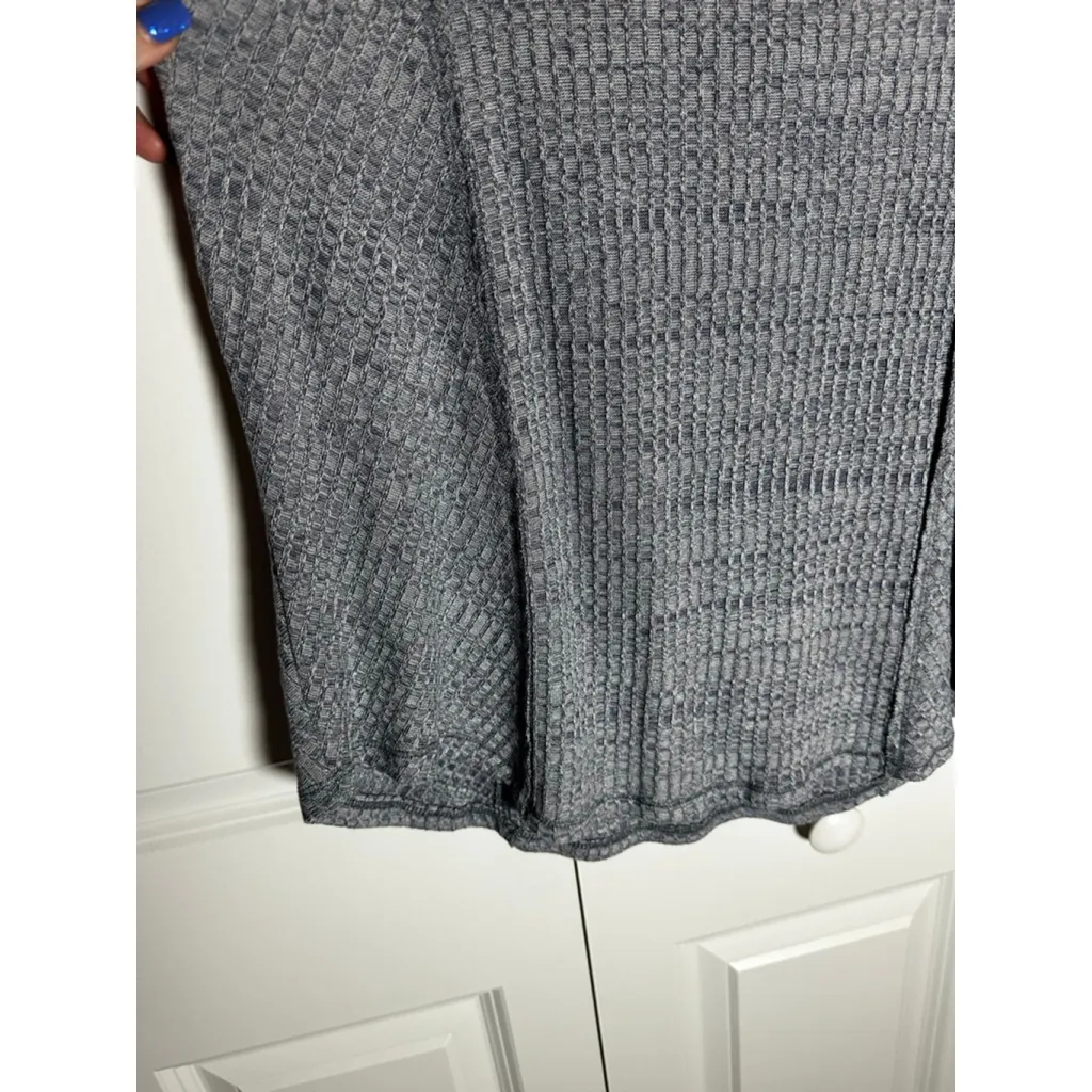 BLACK TAPE Gray Ribbed Tank Top S - Image 4