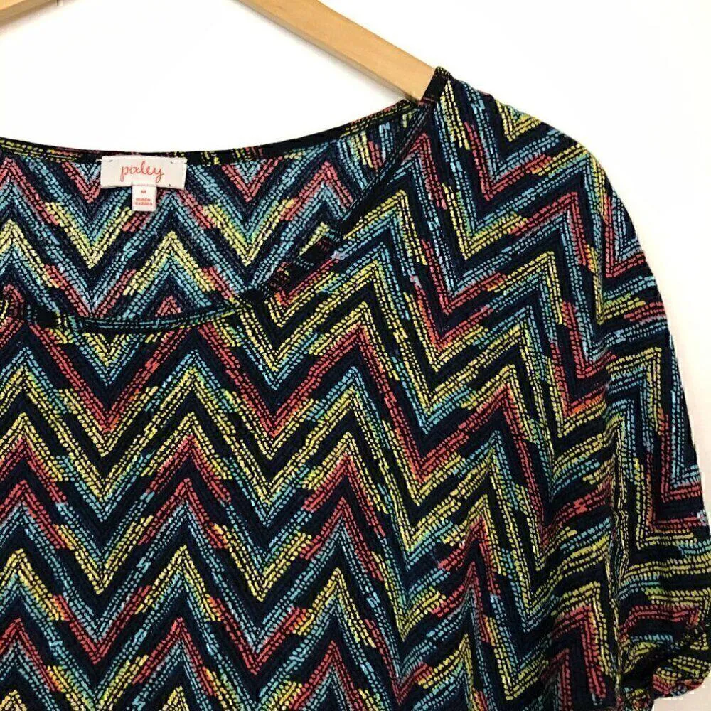 PIXLEY STITCH FIX Dotted Chevron Tunic Blue Pink Multi Short Sleeve Boho Blouse Green Size M - Image 5
