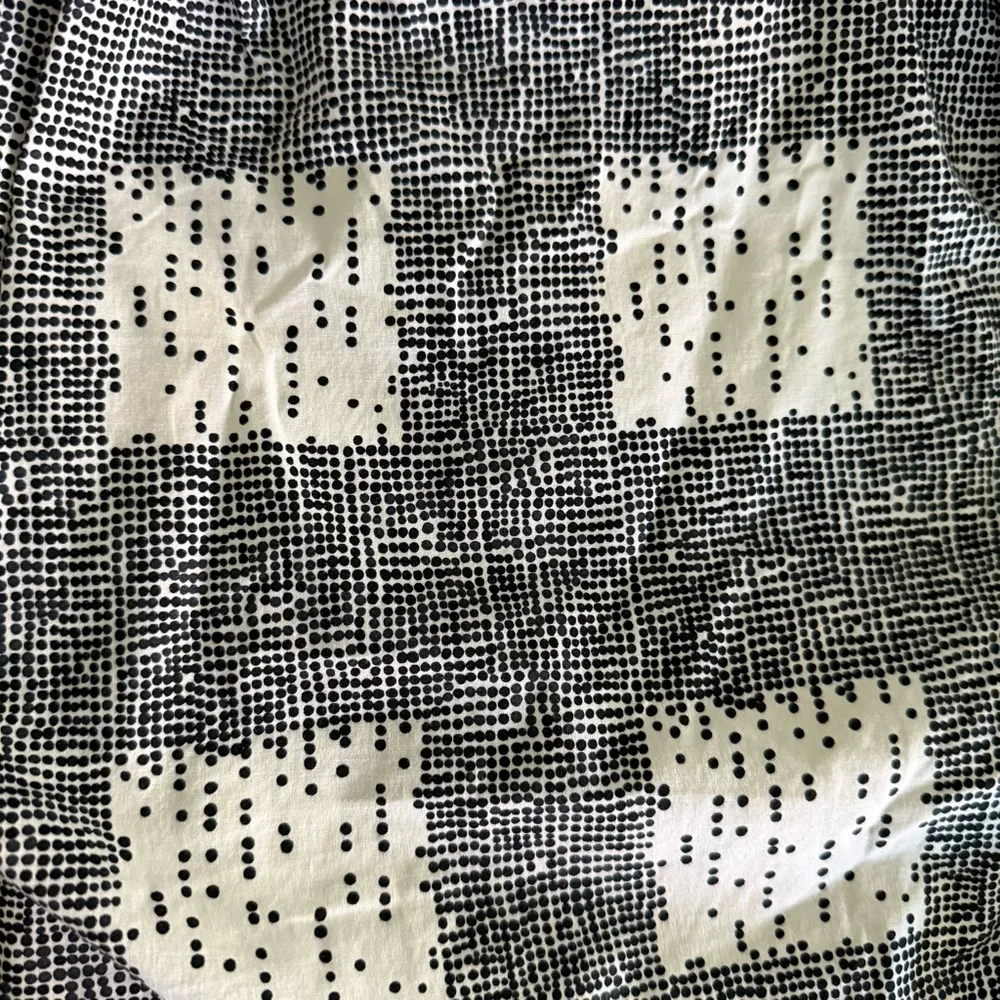 Samantha Sung White/Black Midi Length Cotton Stretch Skirt. Size 4 Black - Image 5