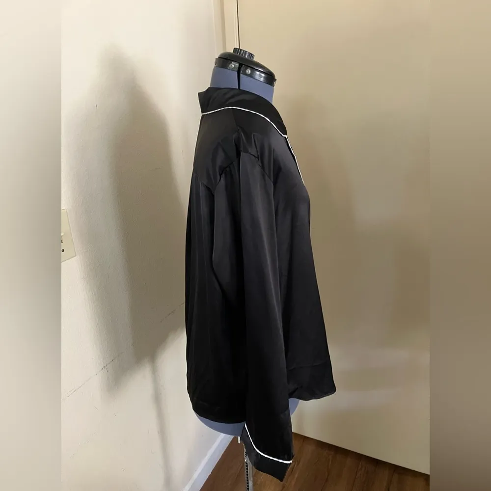 Stars Above Women's Black Satin L/S Notch Collar Pajama Top Sleep Shirt Sz: XL - Image 5