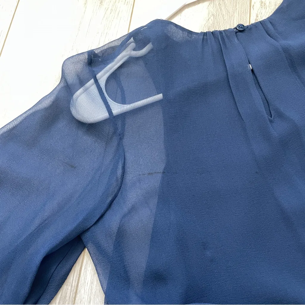 Vince Silk Blouse pleated sheer 3/4 sleeve womens Blue (small) contemporary work - Image 6