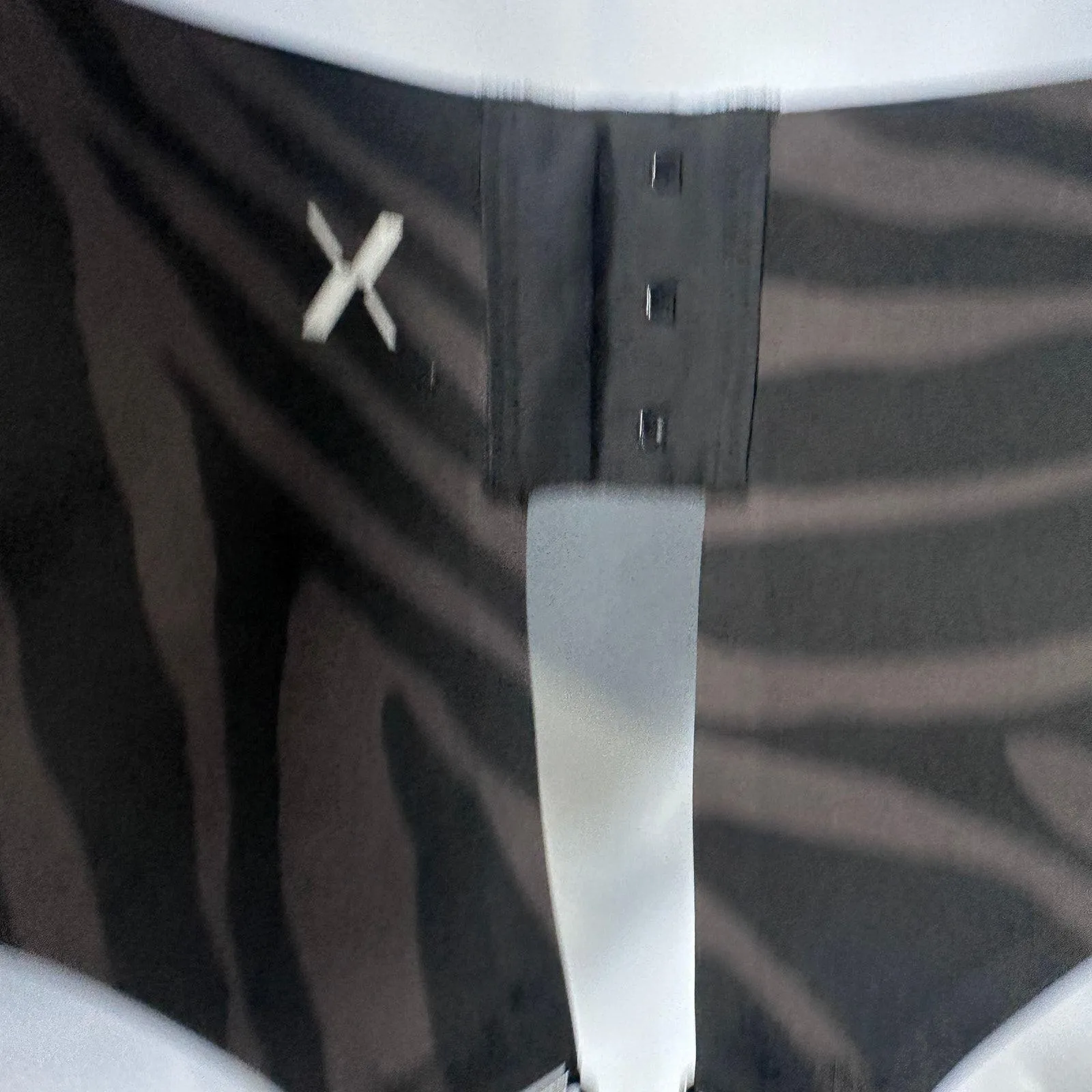 Knix Catalyst Zebra Sports Bra Sz 6 NWT MSRP $78 High Impact Zip Front Black Size M - Image 6