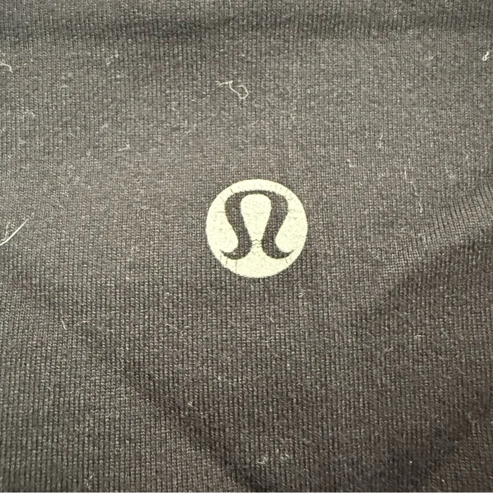 Lululemon WunderUnder Cropped Low Rise Black Leggings Size 6 - Image 5