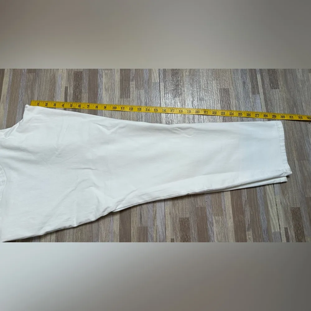 NEW Plus Size White Jeans from Maurice’s, size 24 - Image 6