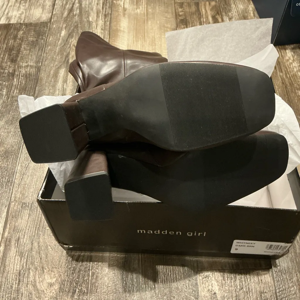Madden Girl Dark Brown Heeled Boots Size 9 - Image 13