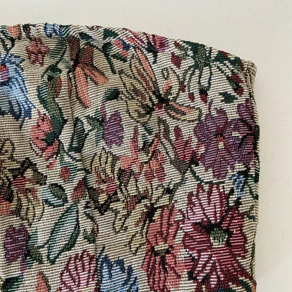 EUC | SHEIN women’s floral stitch embroidered pointed bandeau‎ tube top small - Image 2