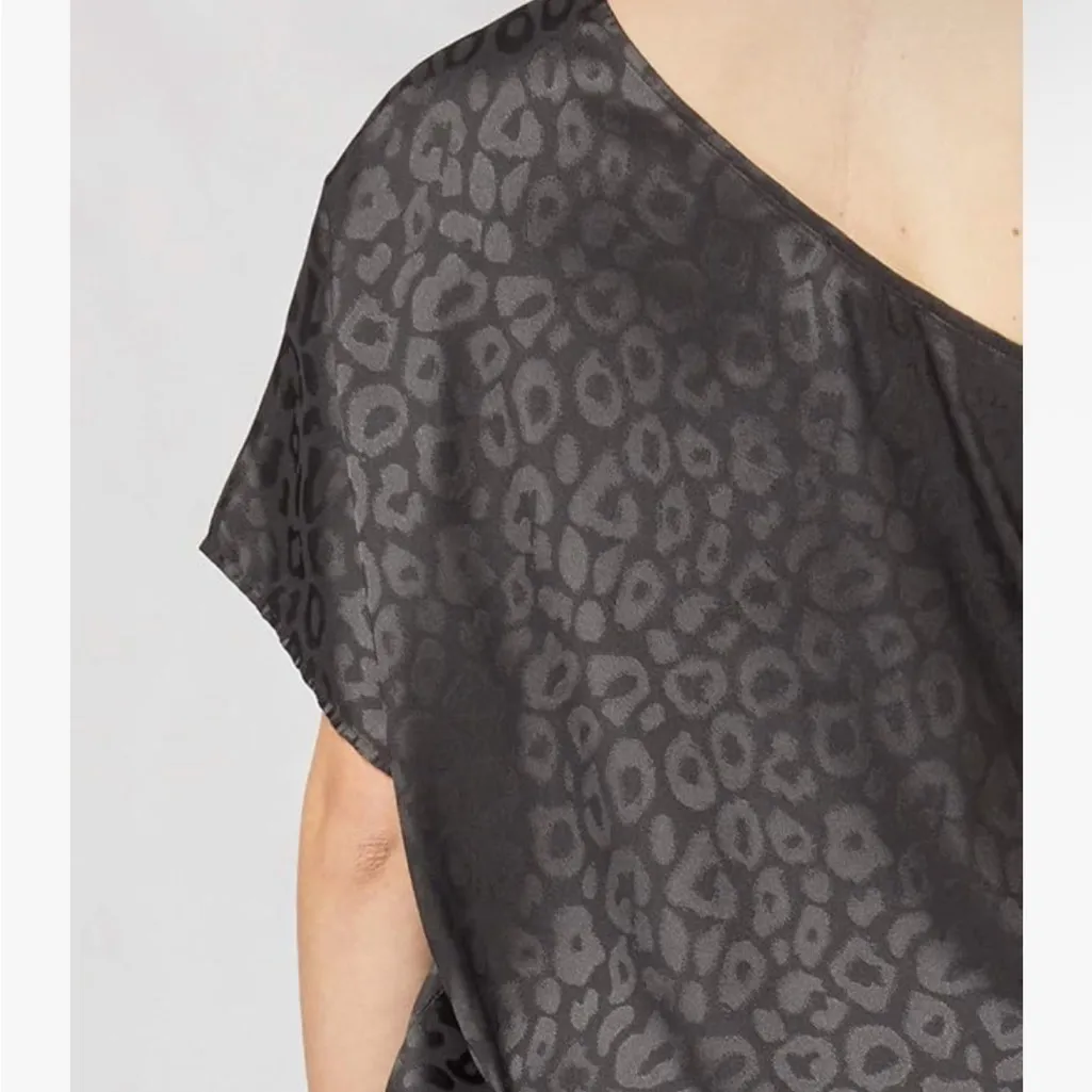 Leopard Print Satin Cold One Shoulder Top Medium light purple‎ - Image 3