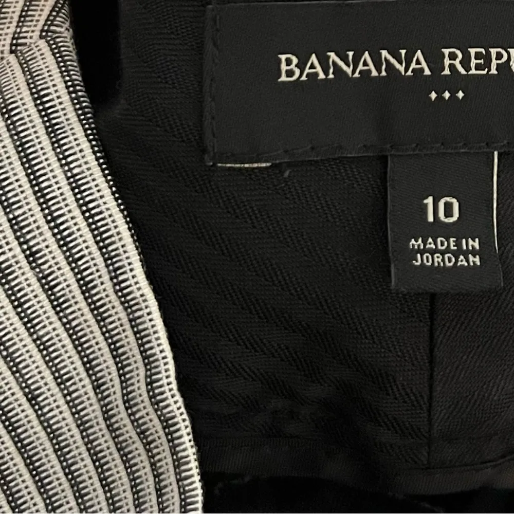 Banana Republic Mini Stripe Belted  Tapered Leg Trouser Pants SZ 10 - Image 6