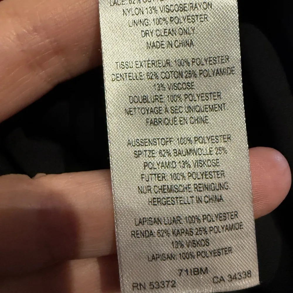 Vintage polyester daisy print Floral Button - Image 7