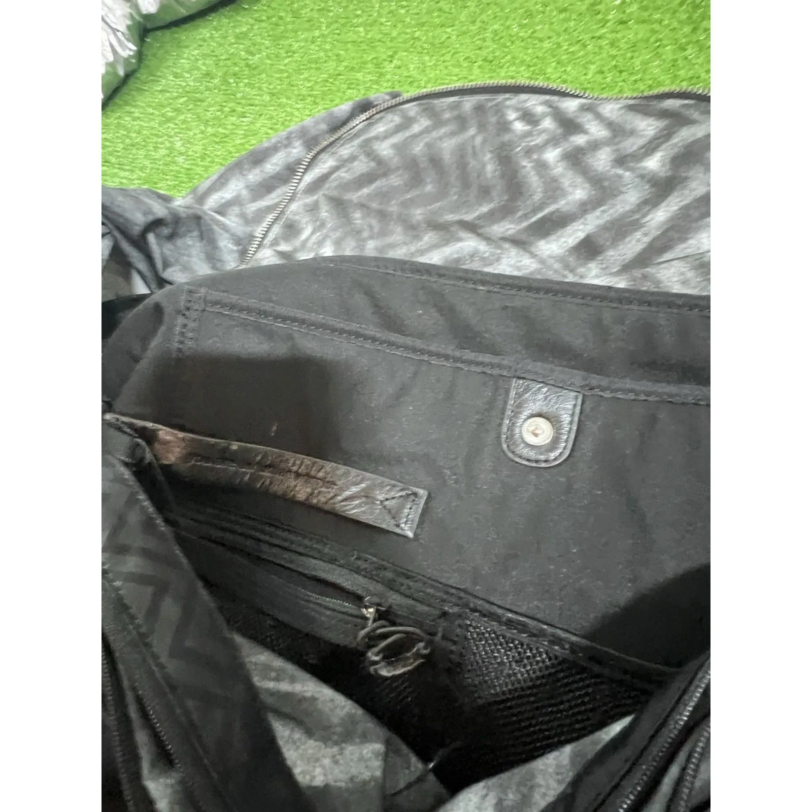 Lululemon Yoga Moto Messenger Bag Black Yoga Bag‎ Laptop Crossbody - Image 12