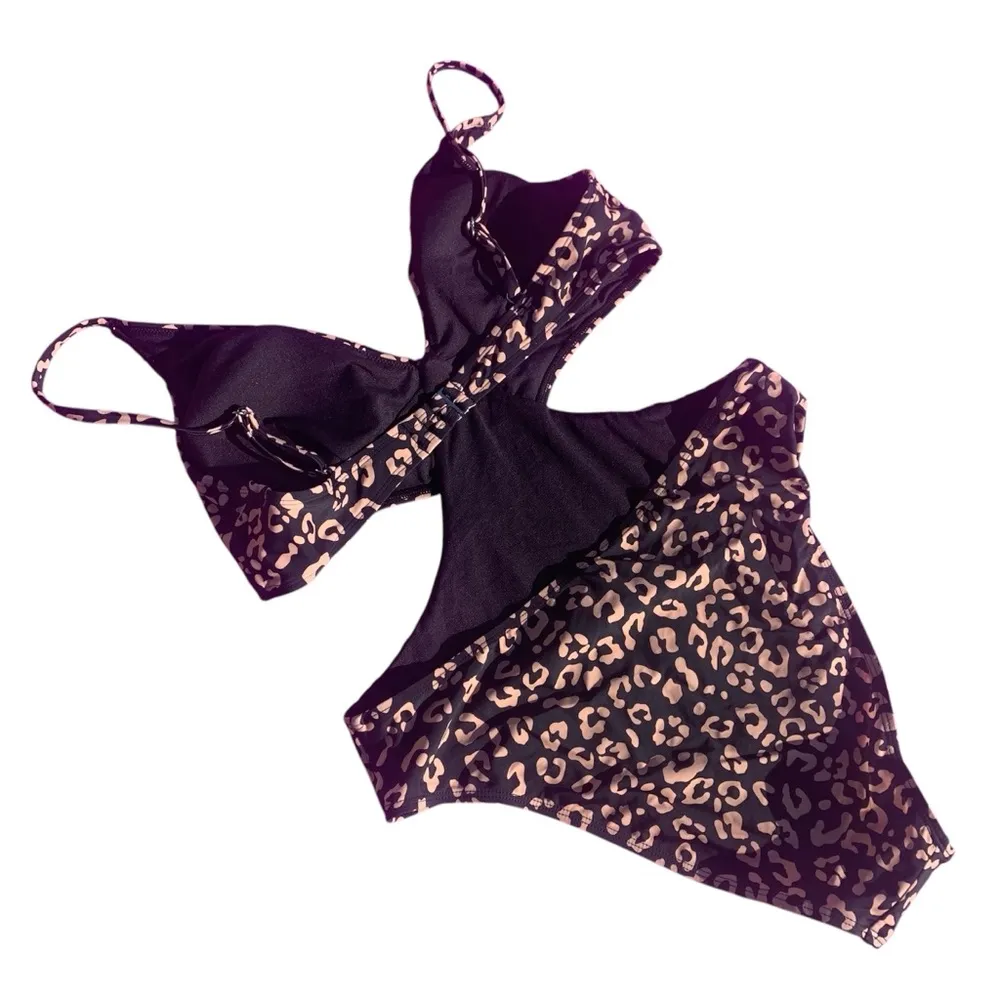 Cupshe Cheetah V-Neck Cheeky Monokini women’s Swimsuit large NWT - Image 4