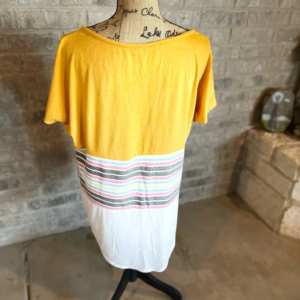 Shop Basic Colorful Short Sleeve Top Gold Size M - Image 8