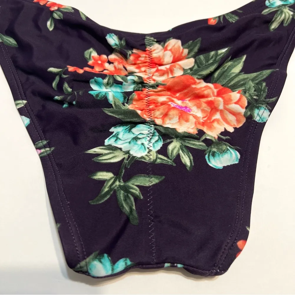 Shade & Shore High Leg Cheeky Bikini Bottom Dark Purple Floral Ruched Back M - Image 4