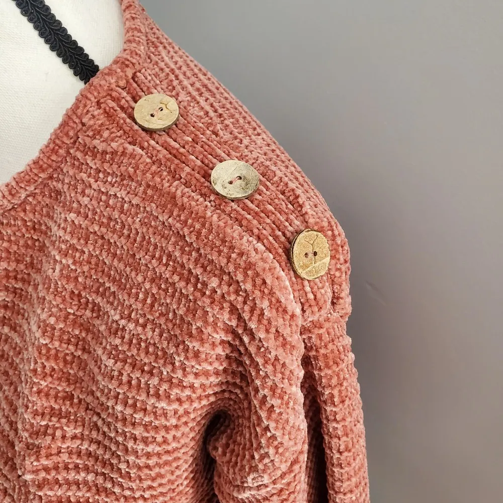 Poof Girl Pink Soft Chunky Knit Crop Sweater Size L - Image 4