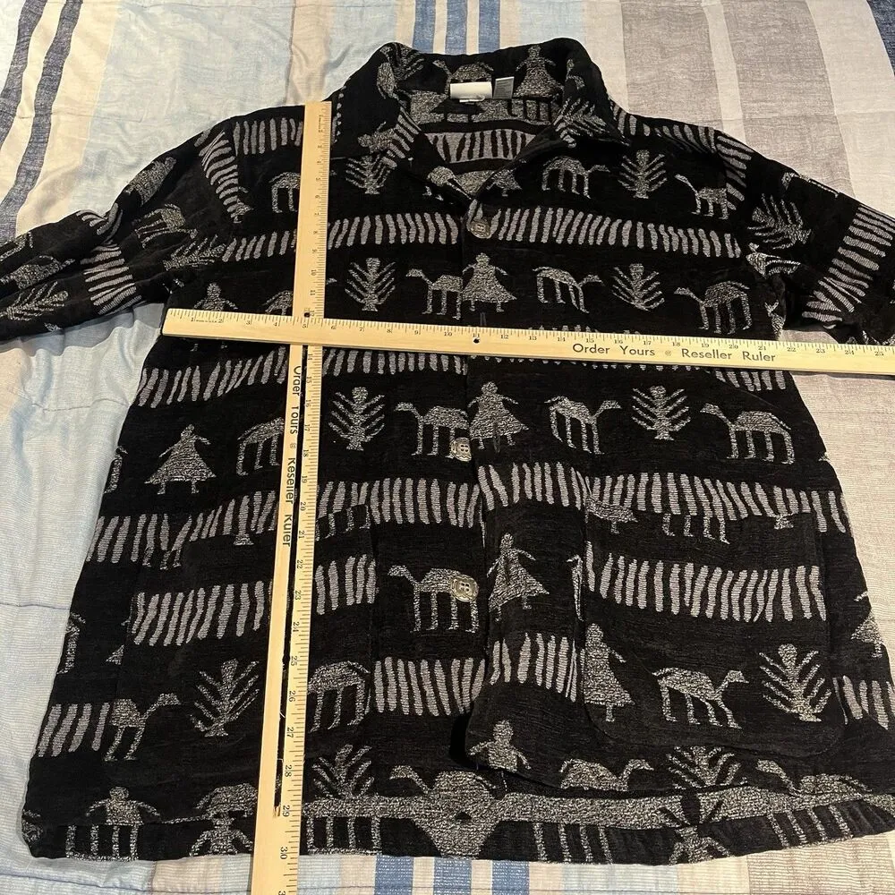 Chicos Design women's sz 3 black grey primitive print button up jacket - Image 3