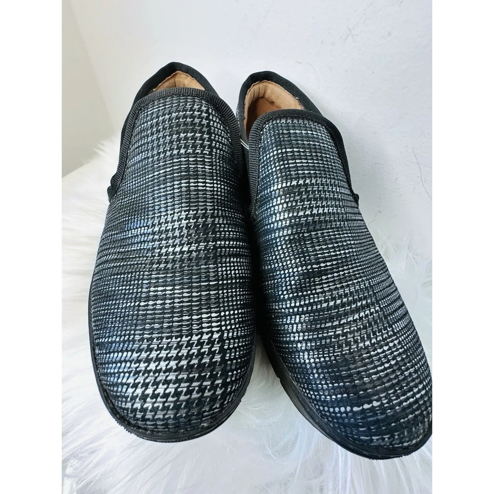 Nurse Mates Adela Womens size 6 M Black Silver Comfortable Aid Leather Loafers - Image 7