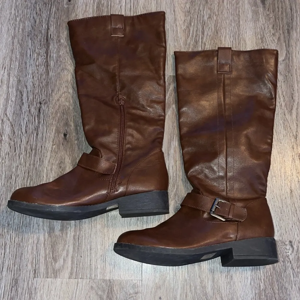 Charlotte Russe Boots Size 7 - Image 7