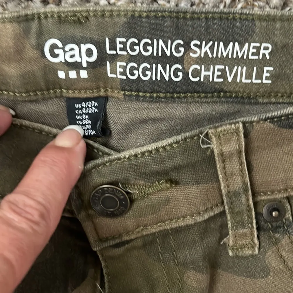 Gap cropped ankle Camo jeans - Image 4