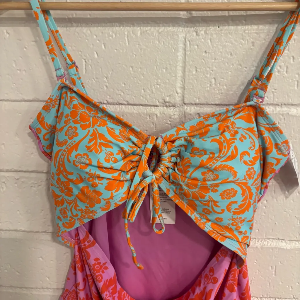 NWT Roxy tropical floral one piece swimsuit - Image 2