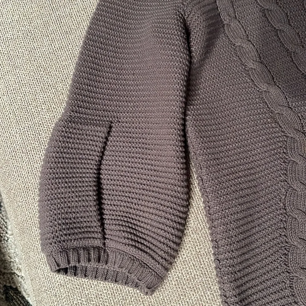 Calvin Klein cable knit sweater - Image 4