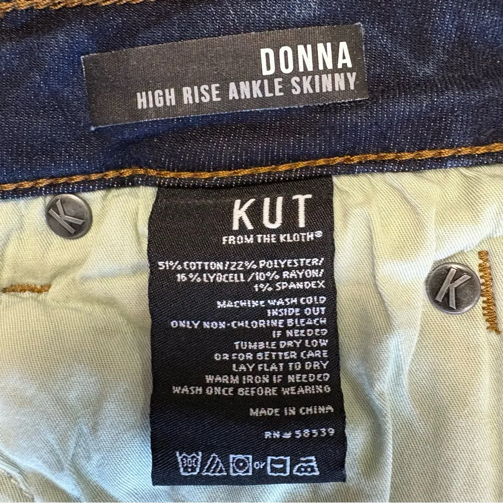 KUT from the Kloth Donna Curved Hem Ankle Skinny Jeans in Amity Size 2 - Image 12