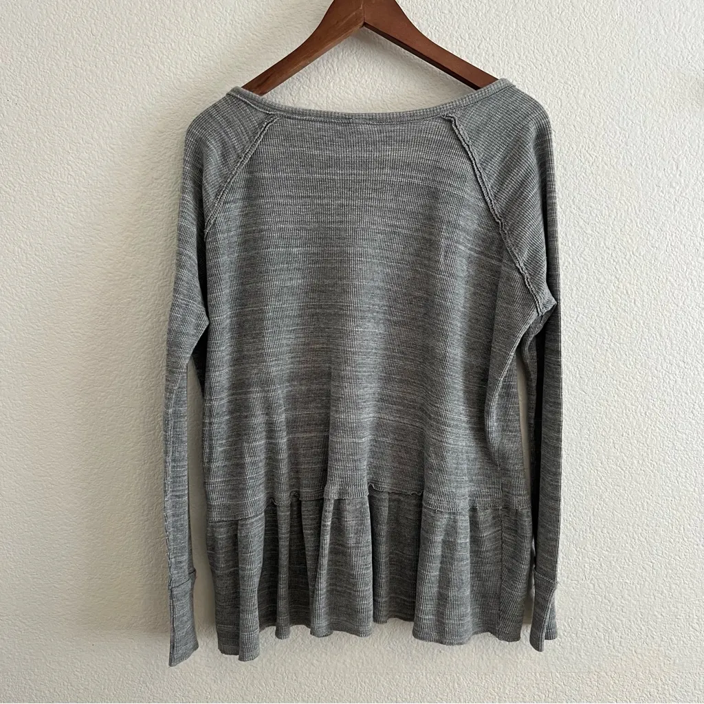 We the Free Coastline Henley Peplum Long Sleeve Top M - Image 4
