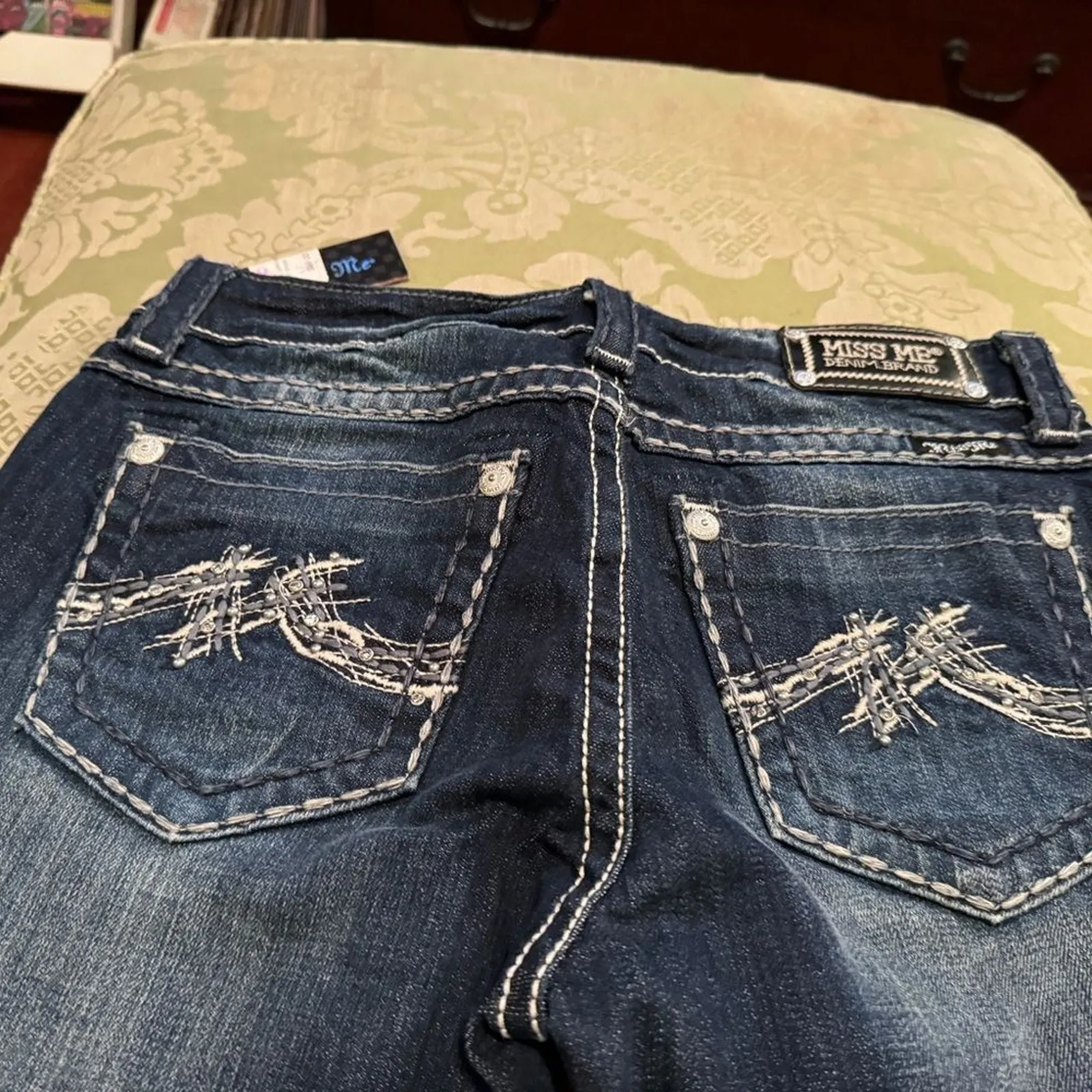 MISS ME Boyfriend Capri Jeans Blingy Dark Wash Thick Stitch Size 27 New with Tag - Image 10