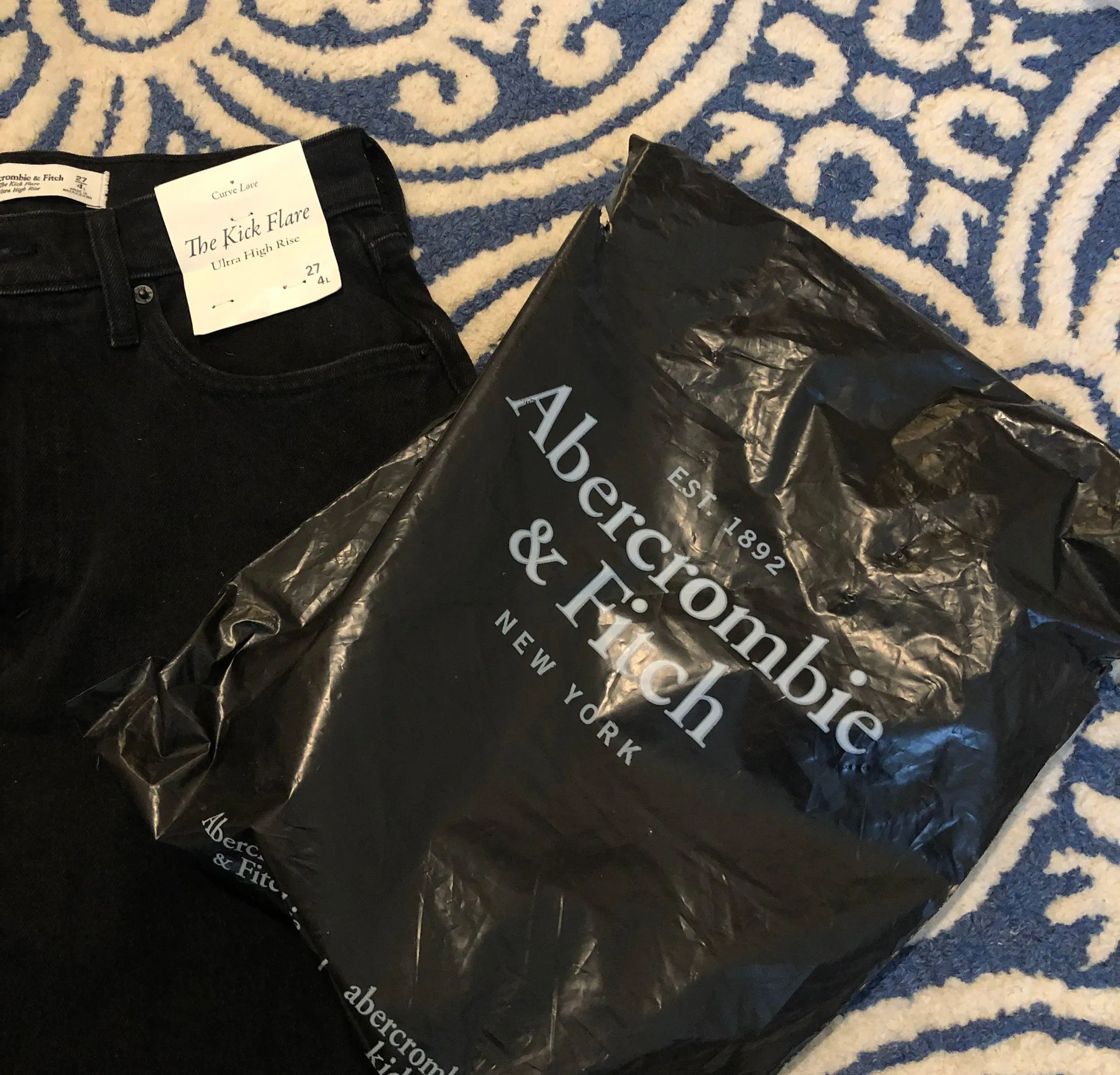 Curve Love High Rise Kick Flare Jeans - Image 7