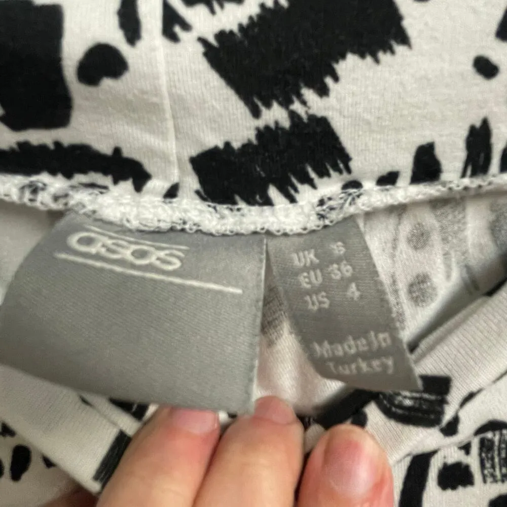 ASOS Black White Pattern Abstract Joggers Pull On Size 4 - Image 2