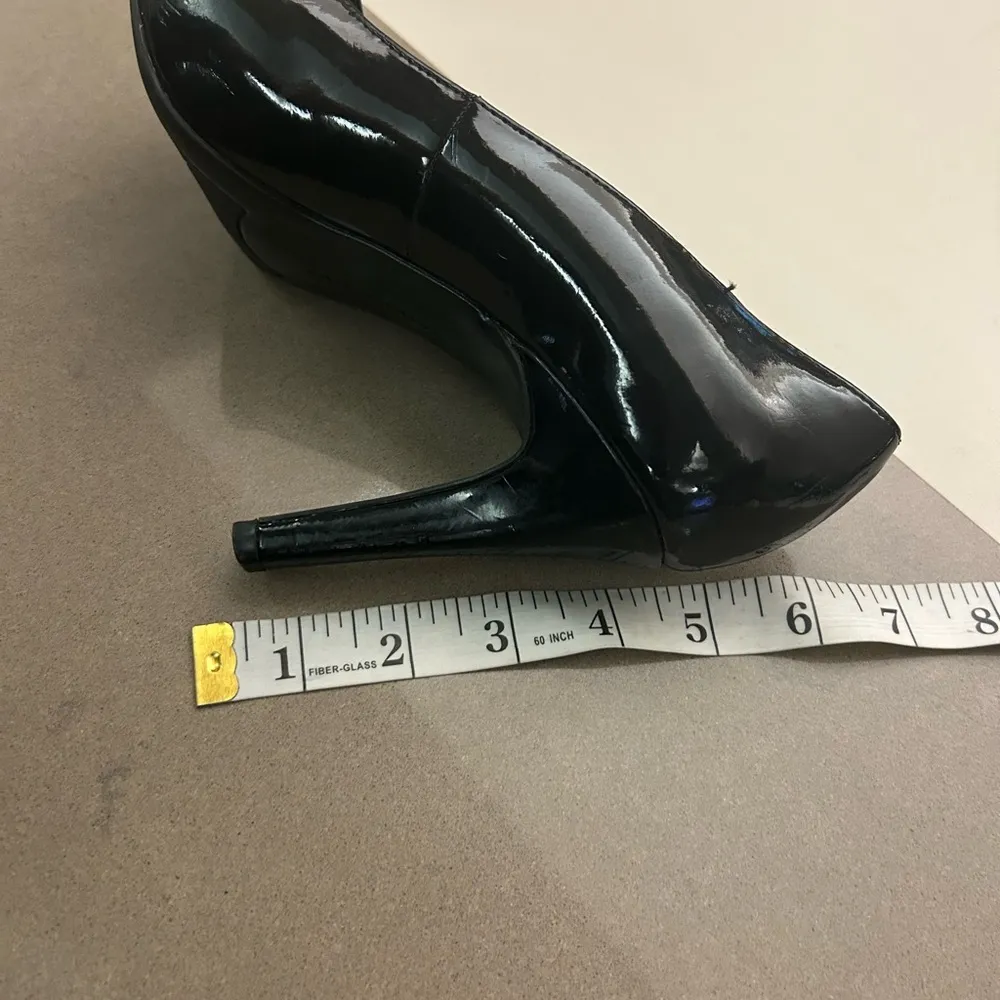 Heels Classic Black Patent Leather Heels 8M - Image 6