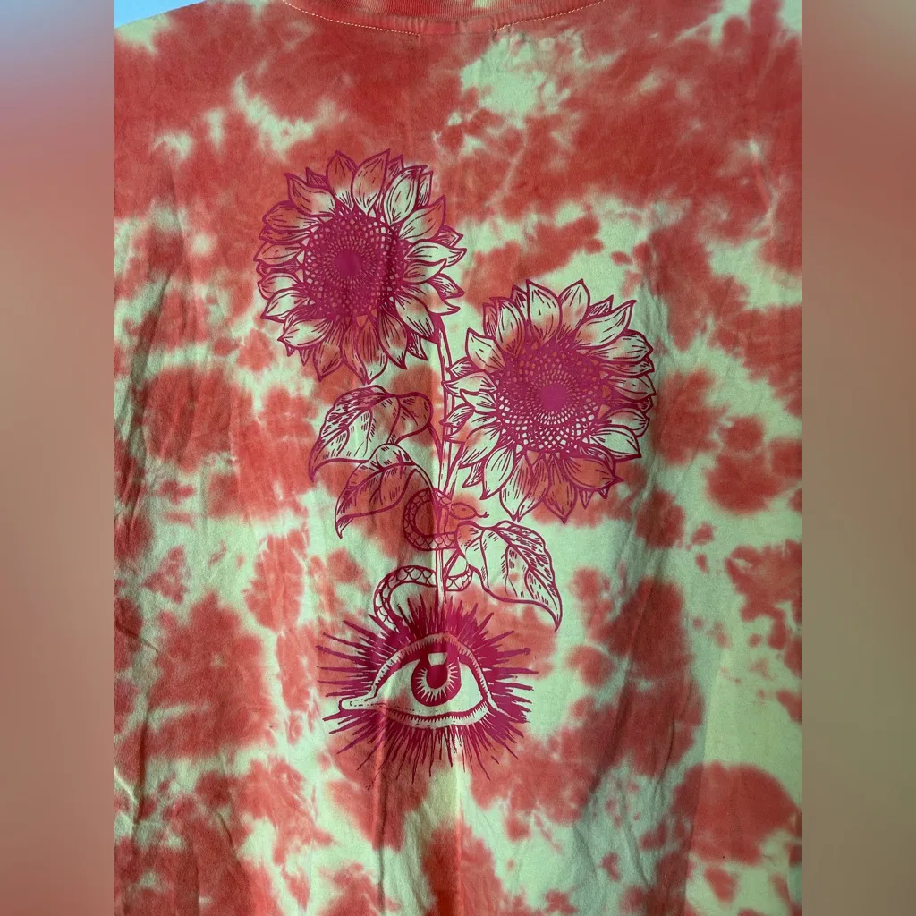 Retro Boho Celestial Empyre Sloane Sunflowers Eye Tie Dye Graphic Tee Size Small Orange - Image 3