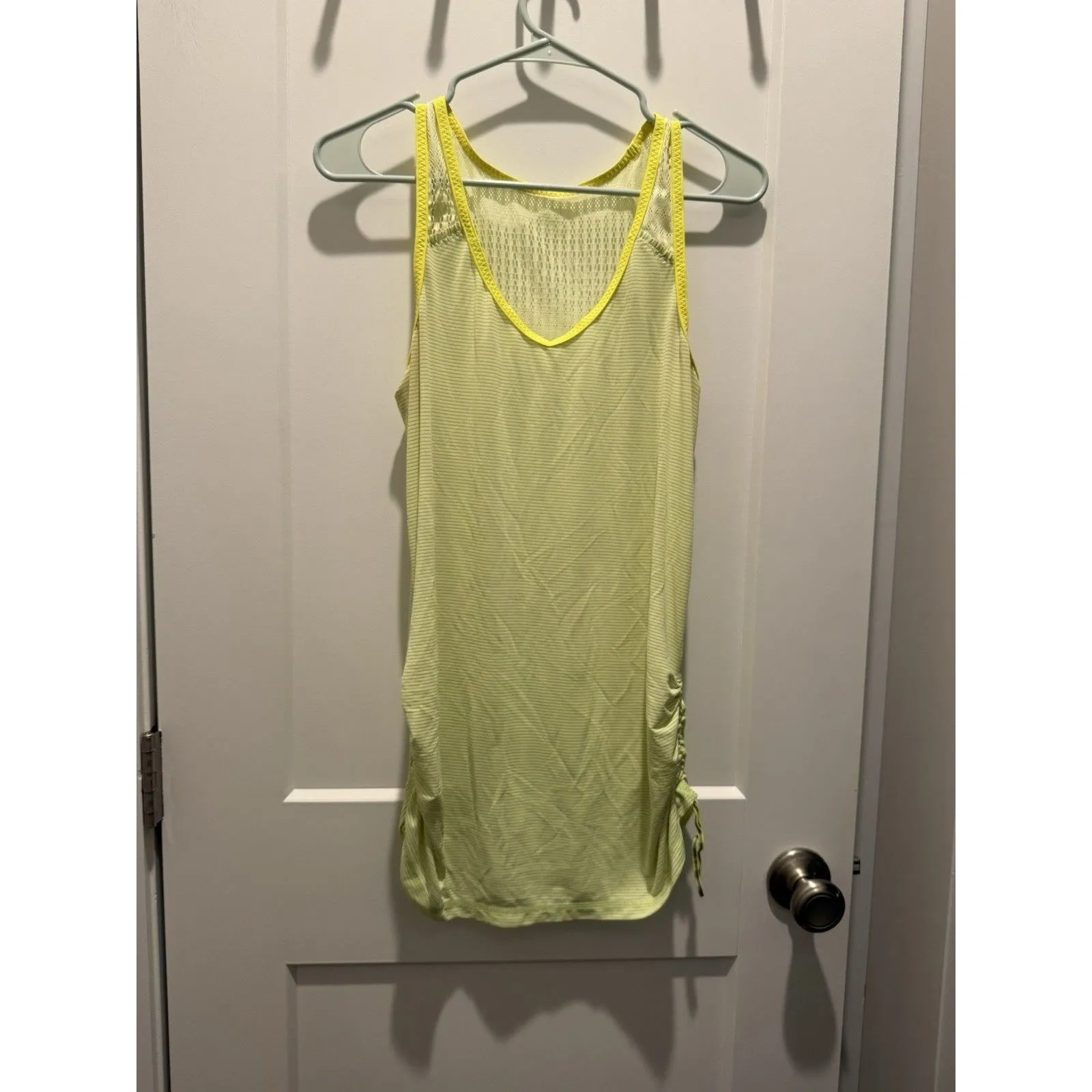Women’s Lululemon Tank Top Tie And Fly Side Cinch Long Striped Yellow 12 - Image 3