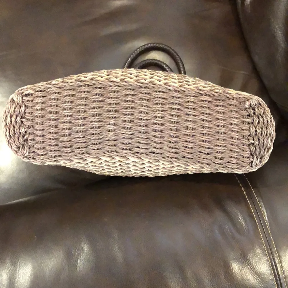 BRIGHTON Braided Straw Wicker Woven Brown Leather Top Handle Shopper Tote Charms - Image 8