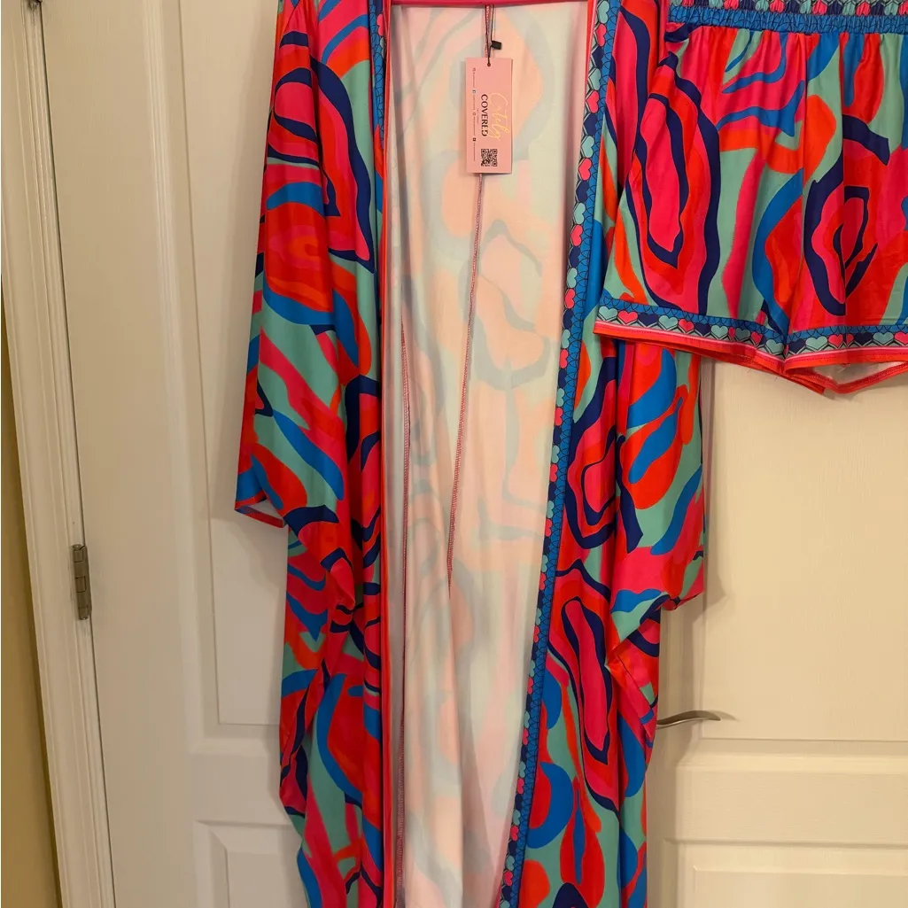 Cutely Covered boutique classy Colorful Abstract Coverup with shorts! 2 piece Pink Size M - Image 4