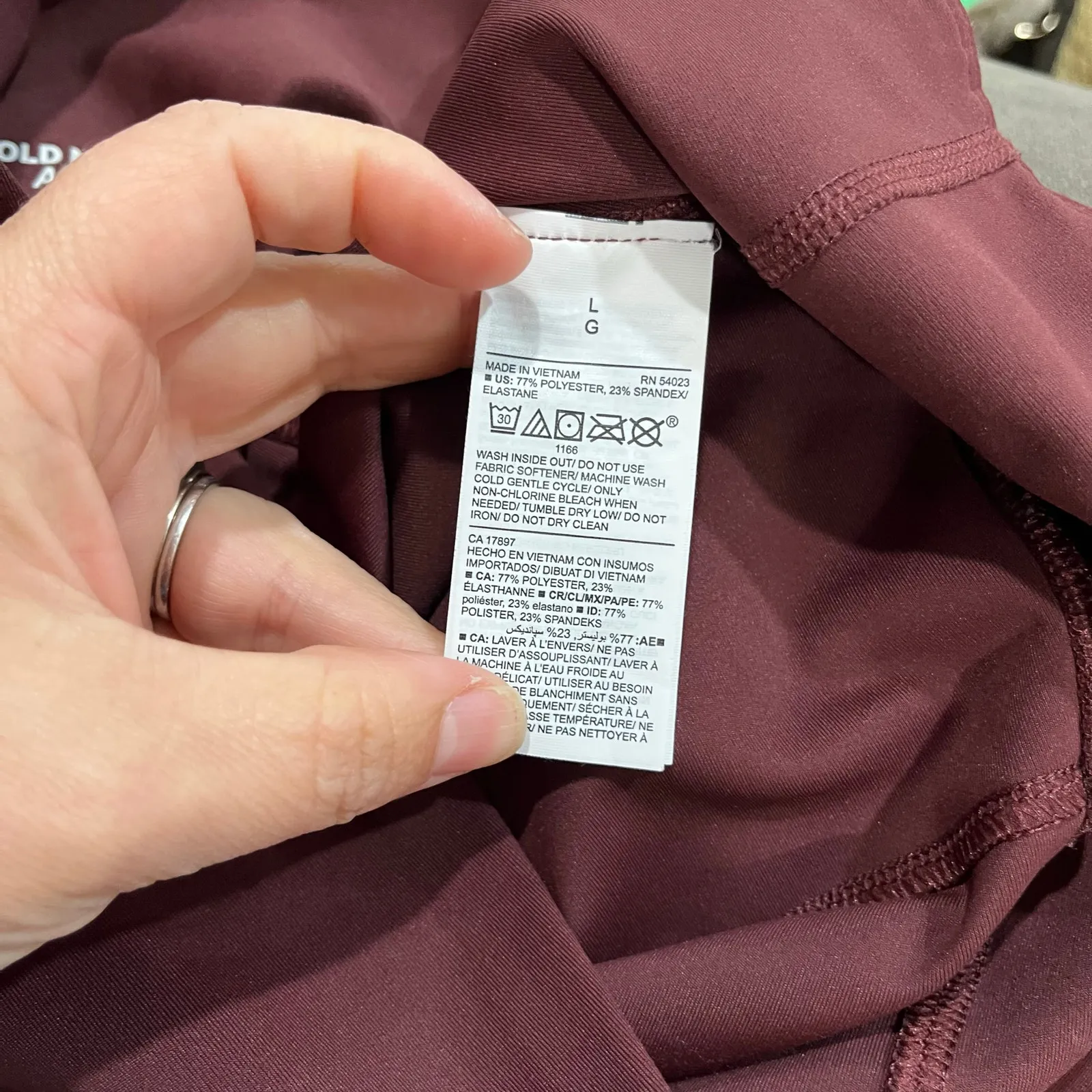 Old Navy Active Powersoft Jogger Pants Grand Canyon Red Cropped L - Image 5