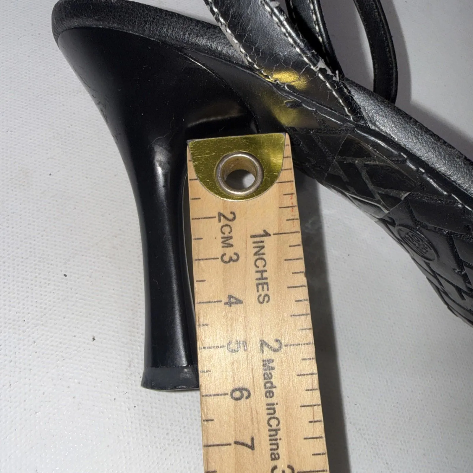 VTG Fioni 90s Y2K Faux Leather Strappy Black White Buckle Bow Kitten Heels 8.5 - Image 15