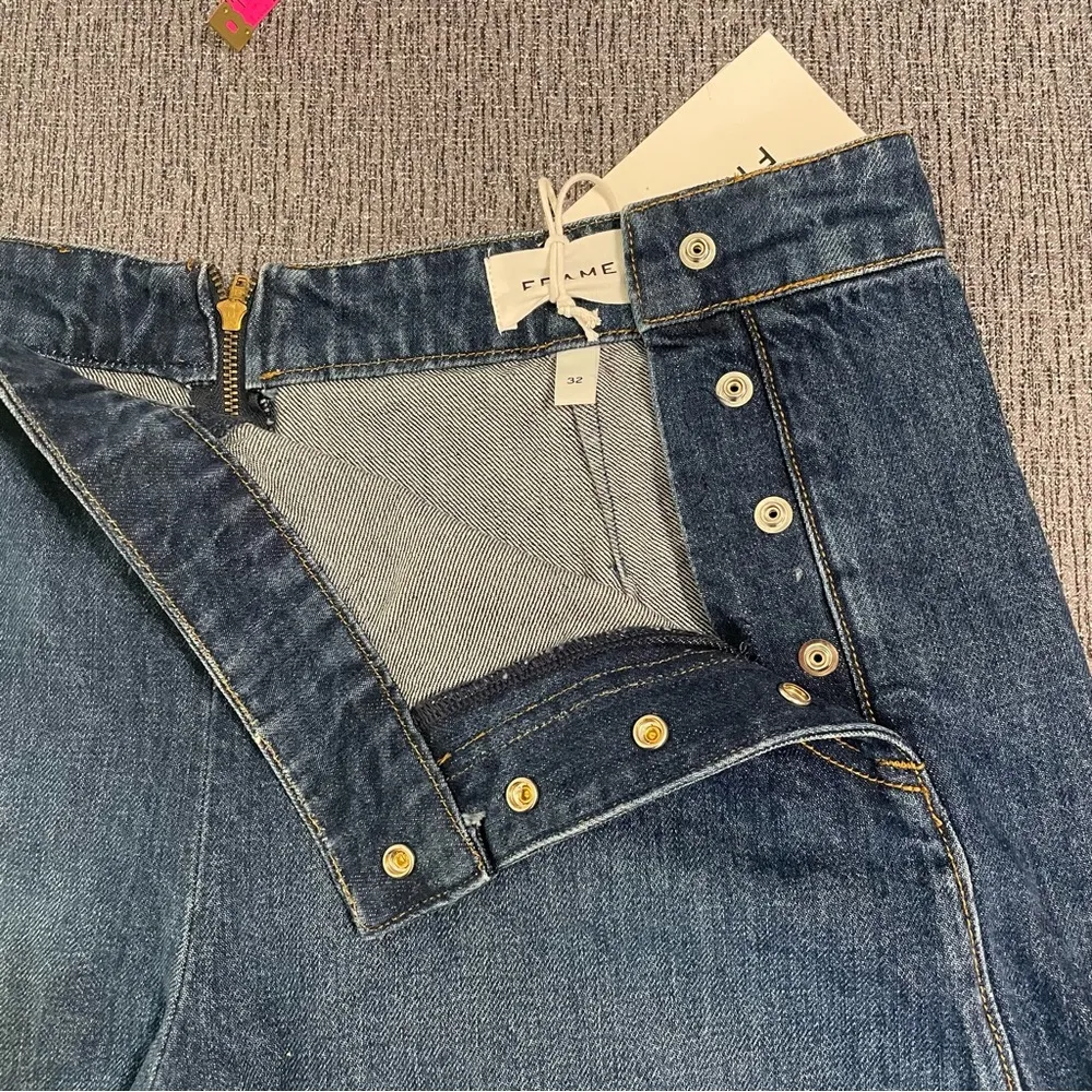 Frame Sailor  Snap Denim Shorts - Image 15