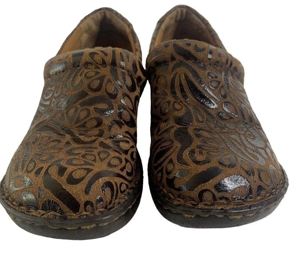Born BOC Peggy Clogs Women Size 6.5 M Brown Tooled Leather Suede Embossed Shoes - Image 2