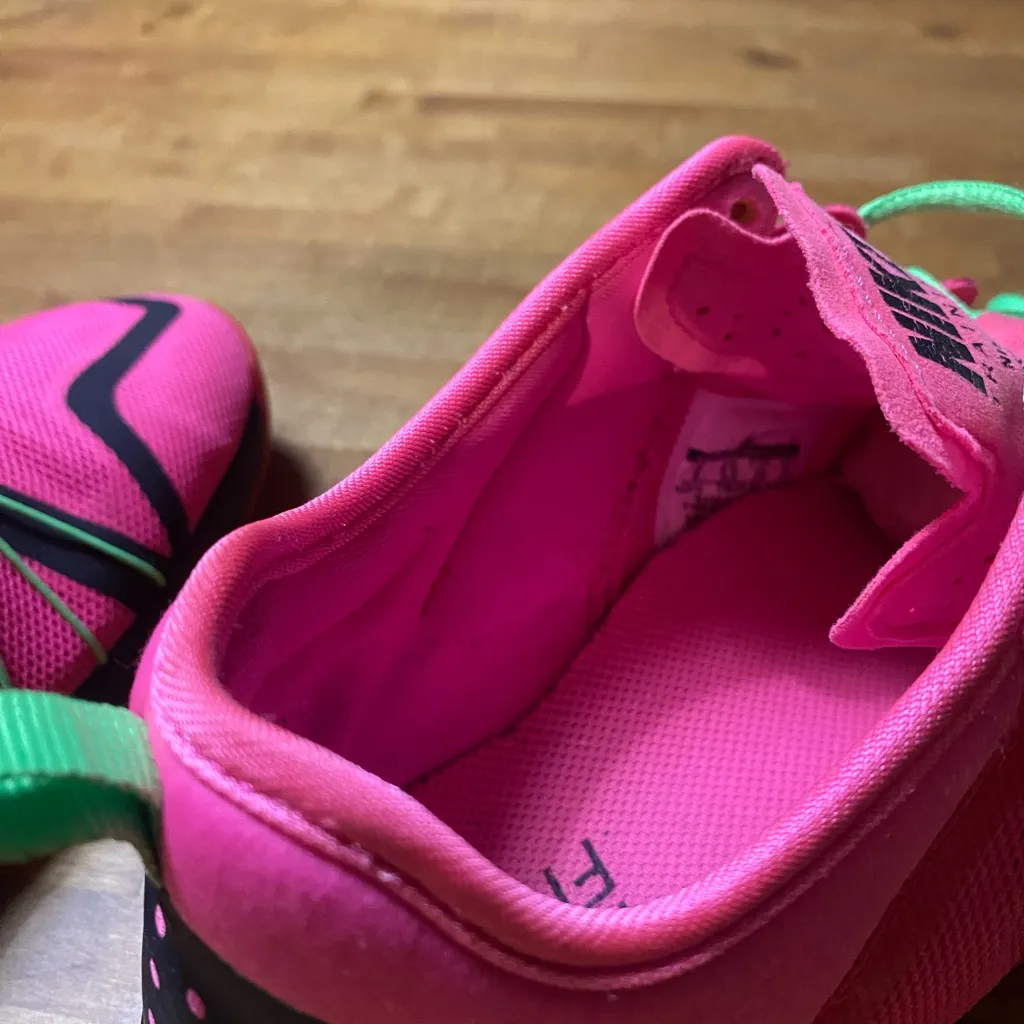 Nike Free Cross Compete Pink and Green Athletic Shoes. 8 - Image 8