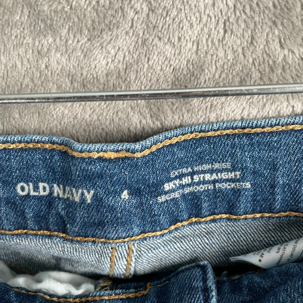 Old Navy Sky Hi Straight Women’s 4 Medium Wash Distressed Jeans Raw Hem Grunge - Image 3
