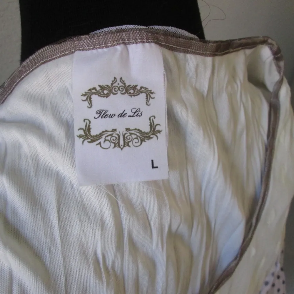 Fleur de Lis Dress - Image 6