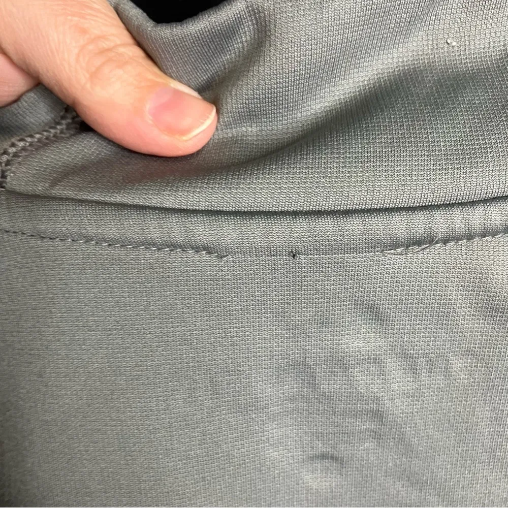 Nike Therma-fit quarter zip pullover gray orangish red men’s size medium - Image 8