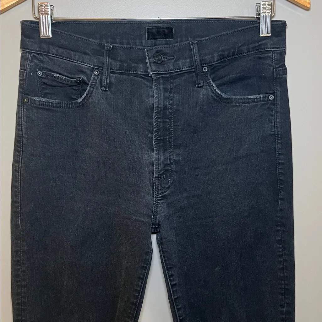 Mother The Insider Crop Step Fray Jean in Not Guilty Black Wash Size 30 - Image 5