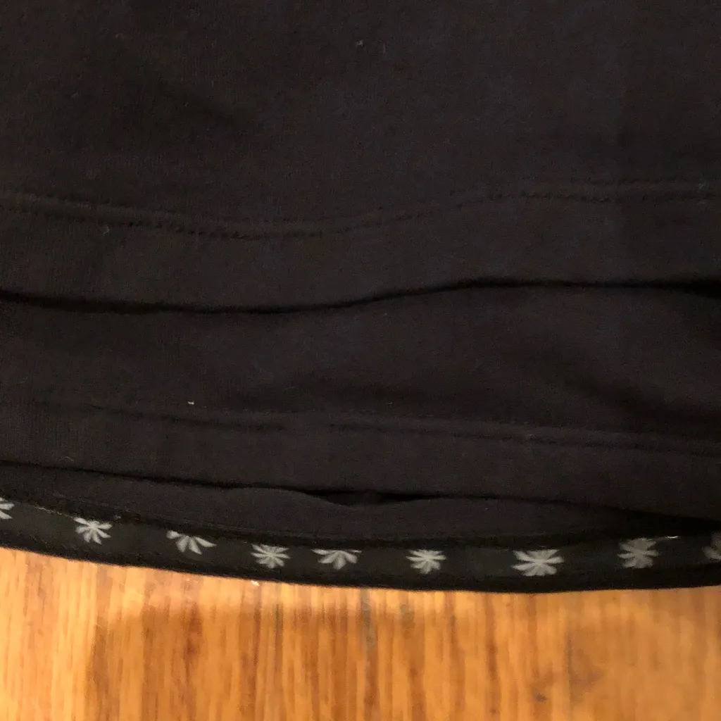 Athleta Women's Black Skort, Medium - Image 6