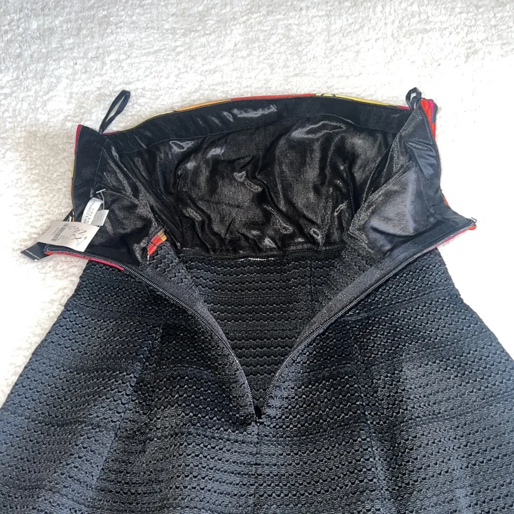 New York & Company Floral Strapless A - Image 11