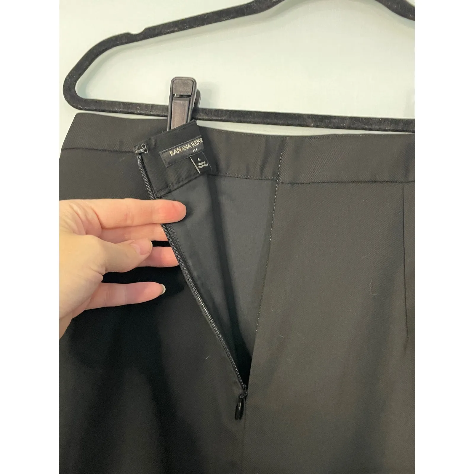 Banana Republic Black Pencil Skirt Size 6 Knee Length Professional Work‎ Office - Image 4