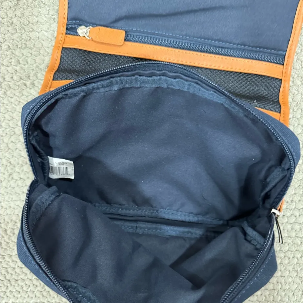 Tommy Bahama travel bag - Image 5