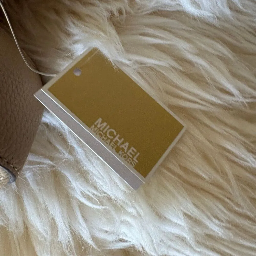 Michael Kors Jet Set East West Chain Crossbody bag in a camel giraffe print NEW - Image 4